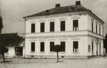 30-te roky 20. storočia - Rímsko-katolícka ľudová 30-te roky 20. storočia - Rímsko-katolícka ľudová