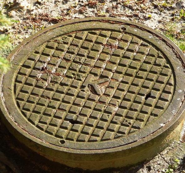 Kanalizačný poklop - ilustr.foto Kanalizačný poklop - ilustr.foto