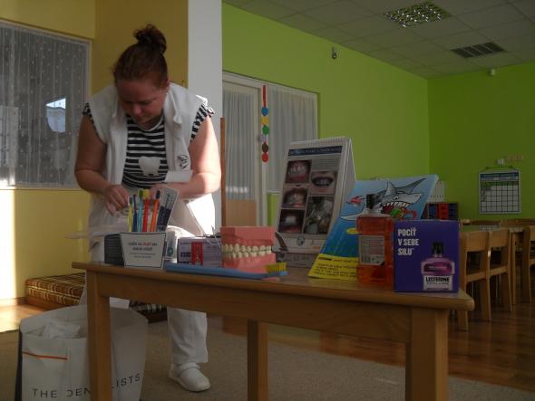 Stretnutie detí s dentálnou hygieničkou Stretnutie detí s dentálnou hygieničkou
